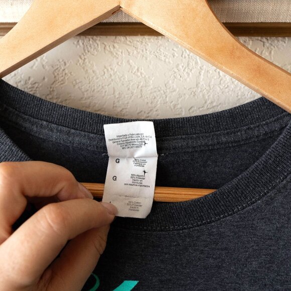 Fruit of the Loom Womens Graphic Tee Sz Large Christian Shirt Proverbs 3:5 Bible - Picture 4 of 5